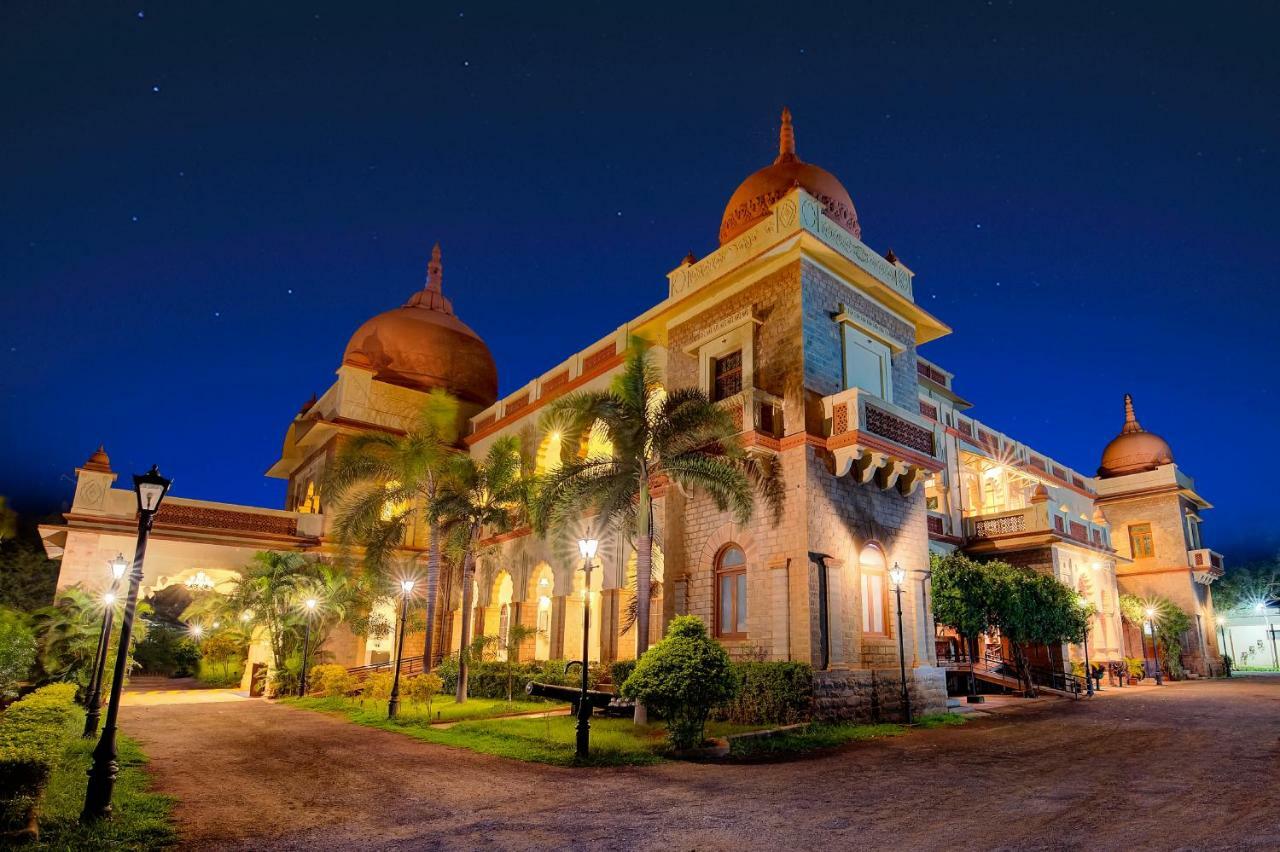 Welcomheritage Shivavilas Palace, Hampi Hospet Exterior photo
